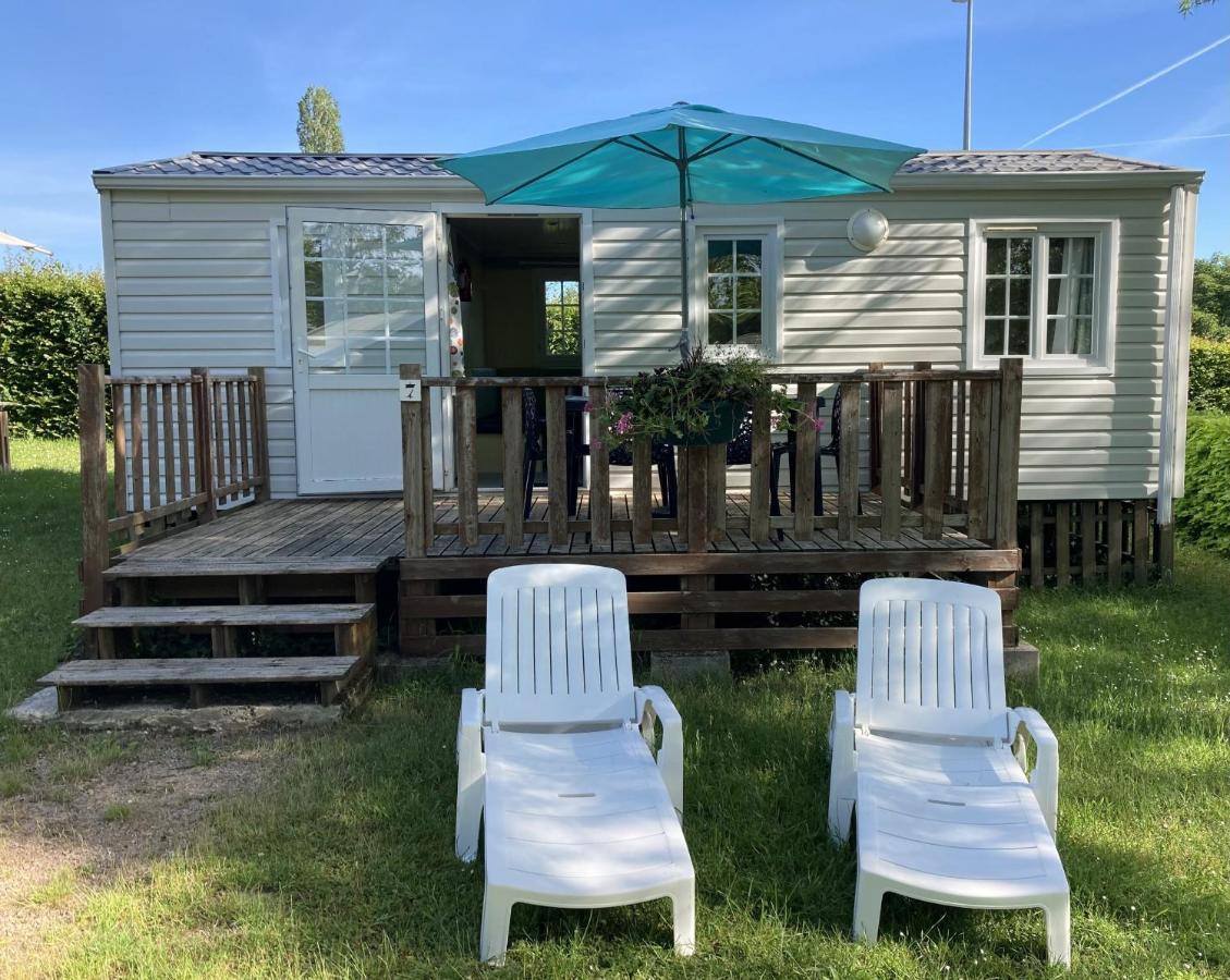 Camping Les Portes Du Perche Mamers Exterior photo